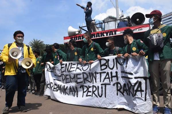 Istana Negara Akan Didemo Mahasiswa, Mahfud MD Larang Aparat Kepolisian Bawa Peluru Tajam