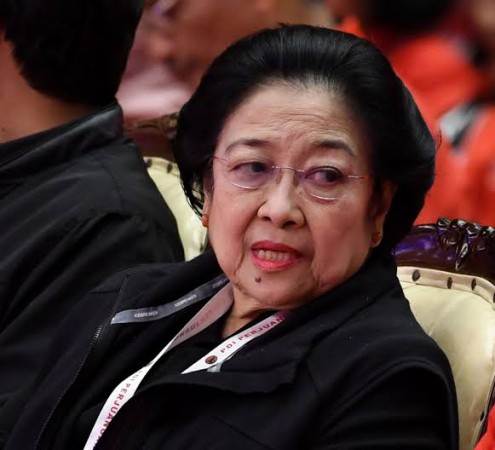 Megawati Sentil Emak-emak yang Beli Baju Lebaran, PKS: Sekali dalam Setahun