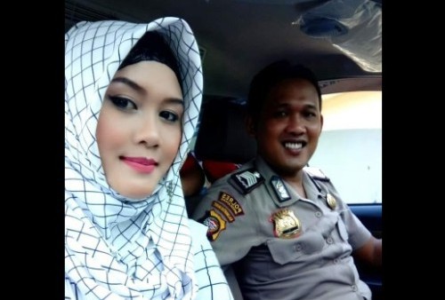 Viral! Sebut Rezim Bobrok, Kasihan Rakyat, Istri Polisi Hina Jokowi di Medsos