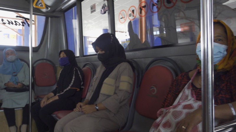 Cerita Penumpang BRT Trans Jateng, Lebih Murah Bisa Menabung
