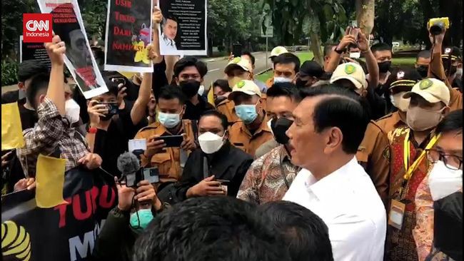 Luhut Dikhawatirkan Bernasib seperti Ade Armando Jika Tak Segera Beberkan Big Data dan Diproses Hukum