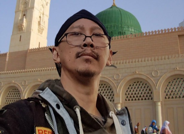 Abu Janda Sebut Umat Kristiani Bukan Kafir tapi Ahli Kitab Lalu Sindir UAS