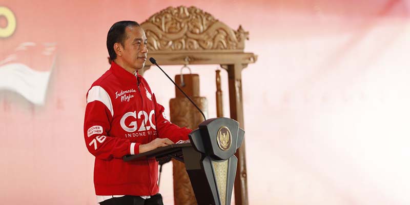 Belum Vulgar, Jokowi Tersirat Dukung Ganjar Pranowo di Pilpres 2024