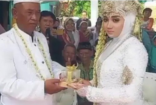 Viral Lagi, Kakek 71 Tahun di Subang Persunting Gadis Cantik Berusia 19 Tahun