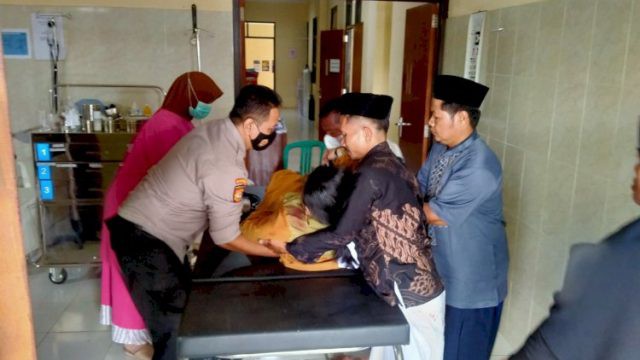 Gara-gara Gamis, Dua Orang Celaka Jatuh dari Sepeda Motor Usai Berlebaran