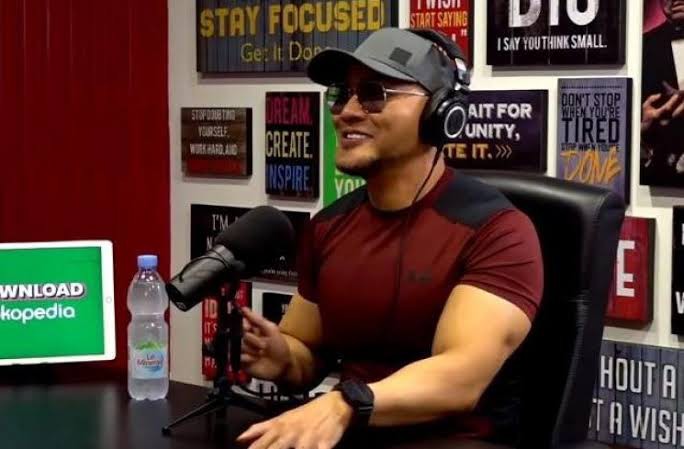 Usai Undang Bintang Emon di Podcast-nya, Deddy Corbuzier Mendadak Pamit dari Sosial Media