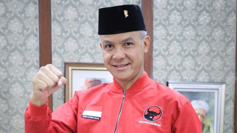 Sindir Ganjar Pranowo 8 Tahun Jadi Gubernur Kebanyakan Main Medsos, Politisi PDIP: Kemlinthi