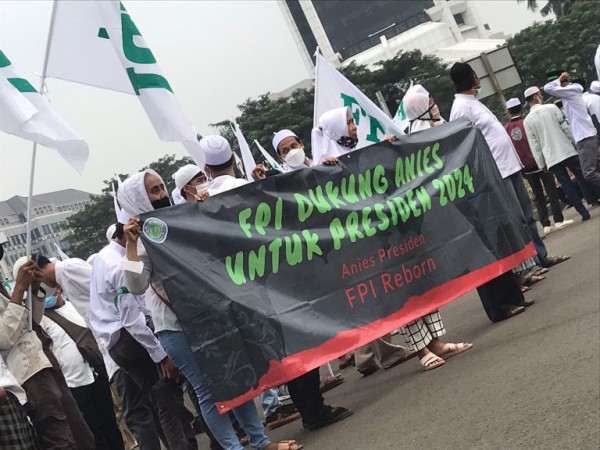 Massa Aksi FPI Reborn Ngaku Dibayar Rp150 Ribu, Geisz Chalifah: Drama Abal-abal!