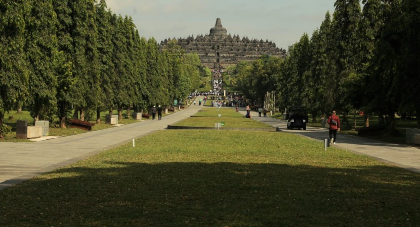 Naik Candi Borubudur Pengunjung Bayar Rp750 Ribu, Turis Rp1,4 Juta, Ganjar: Rp50 Ribu Sampai Pelataran Saja