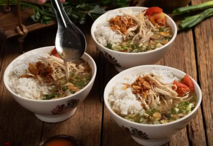 Rekomendasi Warung Soto Bangkong Semarang yang Enak dan Maknyuss!