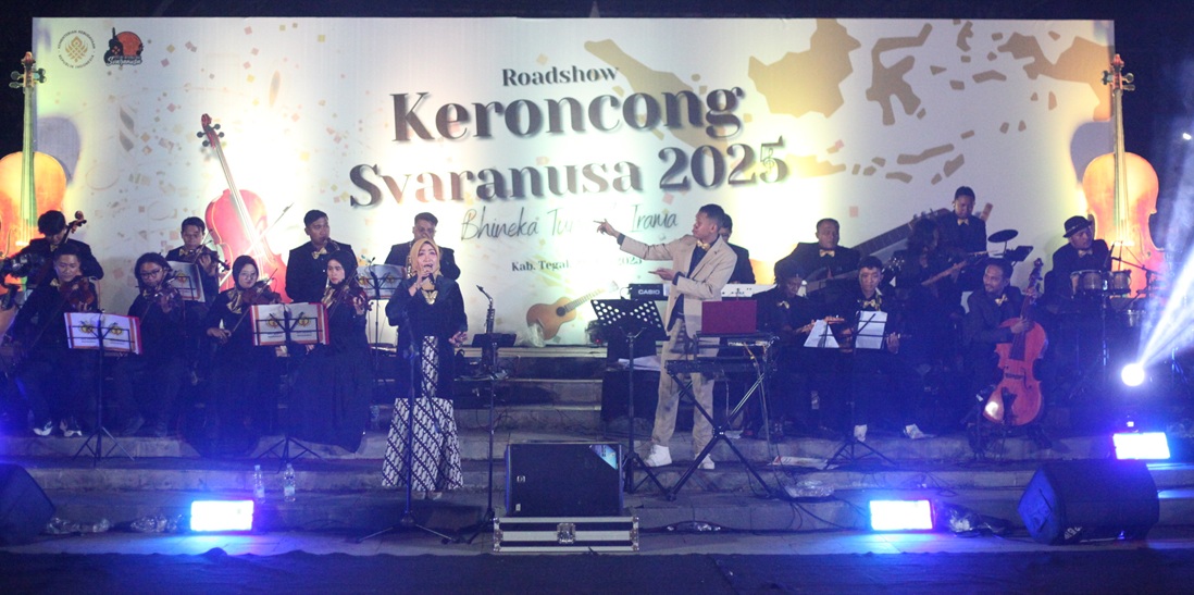 Personelnya Mayoritas Anak Muda, Orkes Keroncong Gita Puspita Kabupaten Tegal Tampil Memukau