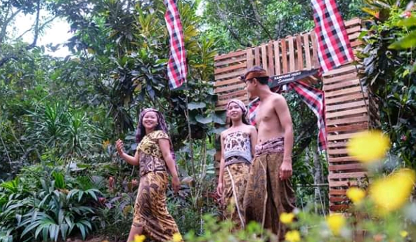 Flashback Era 90an, Wisata Kampung Hijau Suranadi Tawarkan Pesona Alami