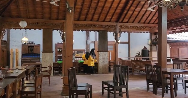 4 Warung Makan Lokal Enak di Pekalongan Dekat Stasiun