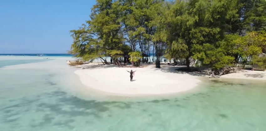 5 Alasan Karimunjawa Wajib Masuk Bucket List, Lebih dari Objek Wisata Biasa