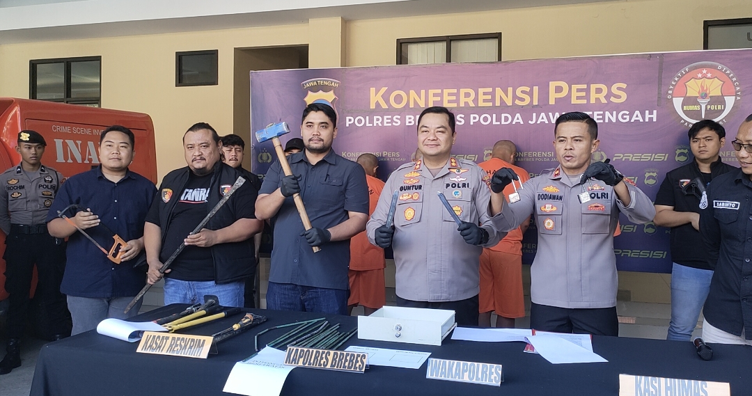 Beraksi di Belasan TKP, 4 Pelaku Pencurian Lintas Provinsi Dibekuk Tim Gabungan Polres Brebes dan Polda Jateng