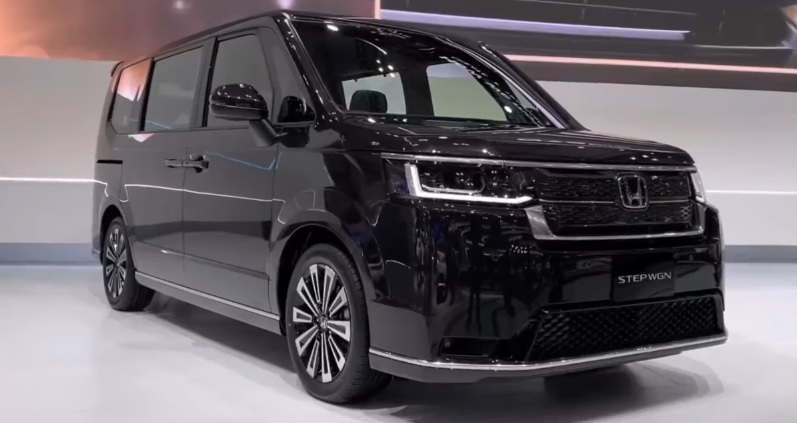 Kenyamanan di Kabin Honda Step WGN 2025, Lega dan Premium