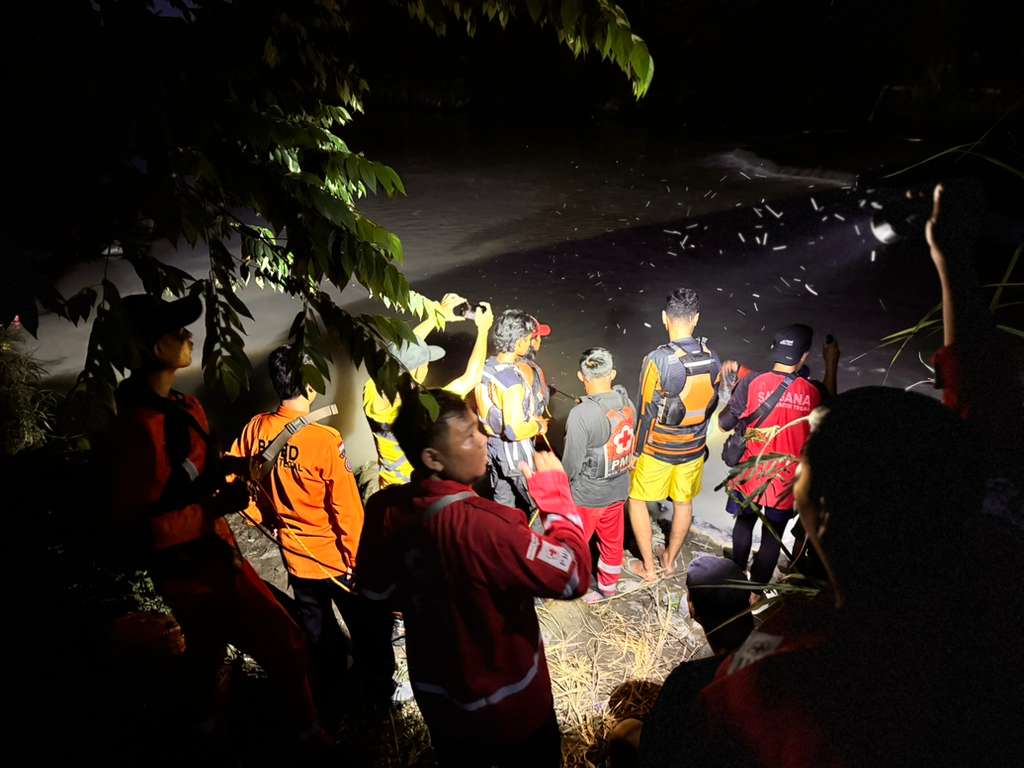 BREAKING NEWS! Dua Pelajar di Tegal Tenggelam di Sungai Saat Membuat Konten