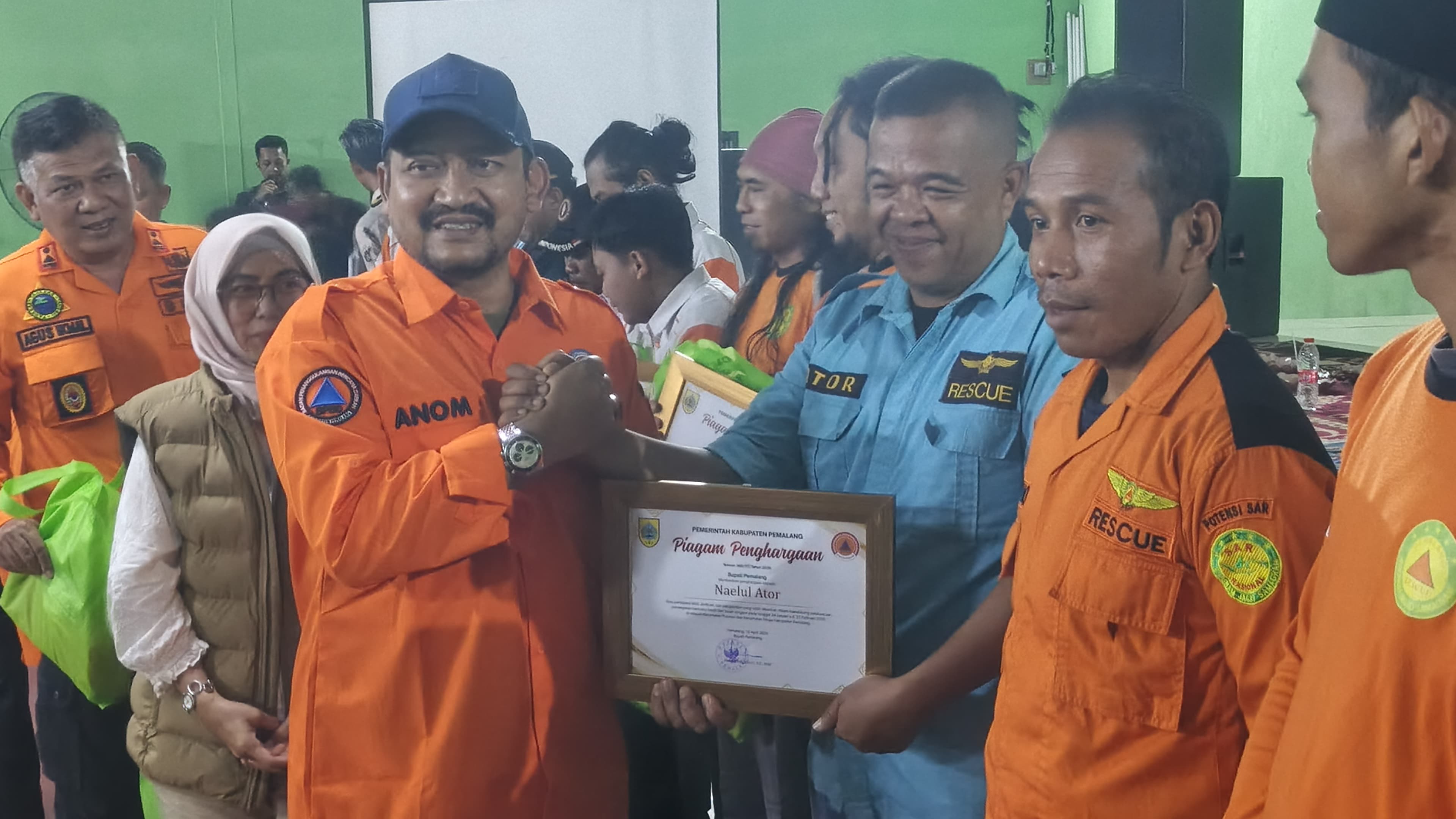 Rela Perih Tanpa Pamrih, 18 Relawan Kebencanaan Pemalang Terima Penghargaan