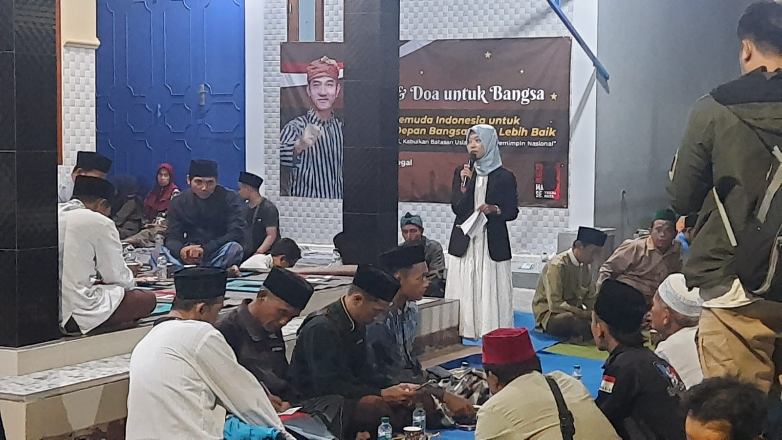 Warga Tegal Doakan MK Supaya Kabulkan Usia Capres-Cawapres 35 Tahun 