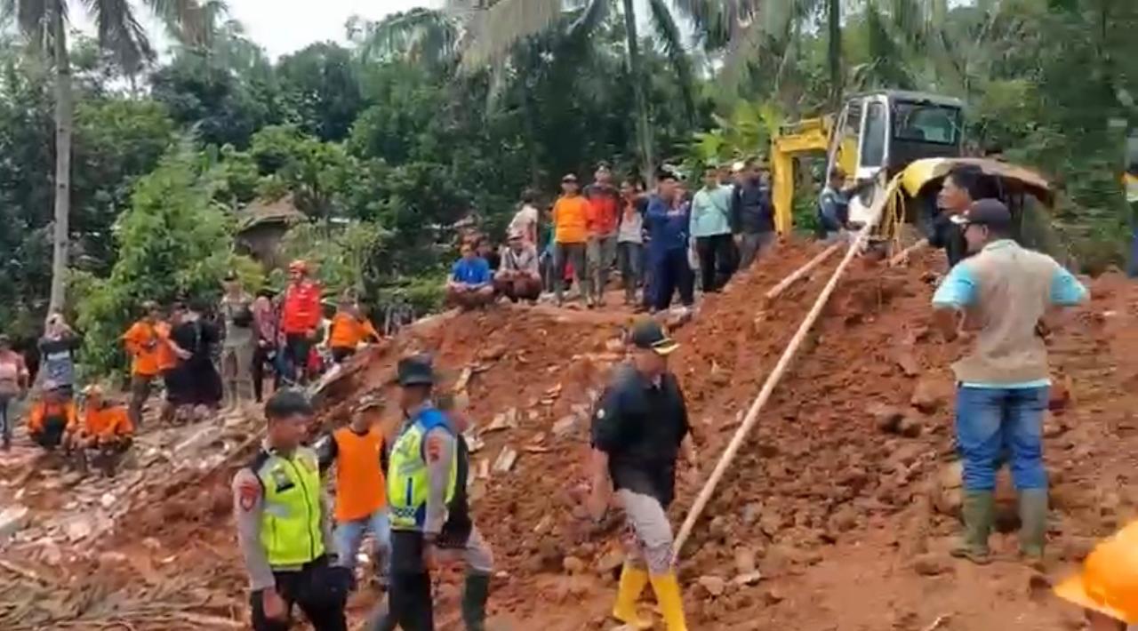 Tiga Meninggal dan 20 Orang Masih Hilang Akibat Longsor Cilacap, Pemprov Jateng Fokus Pencarian