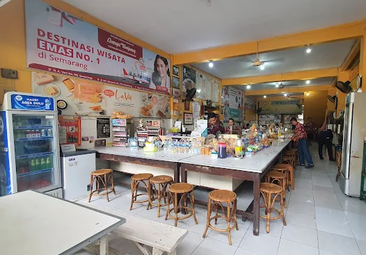 8 Warung Murah dan Enak di Semarang yang Jadi Favorit Anak Muda, Cocok untuk Nongkrong Hemat