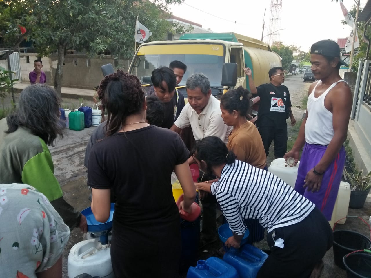 Warga Cigadung Kecamatan Banjarharjo Mulai Kesulitan Air Bersih