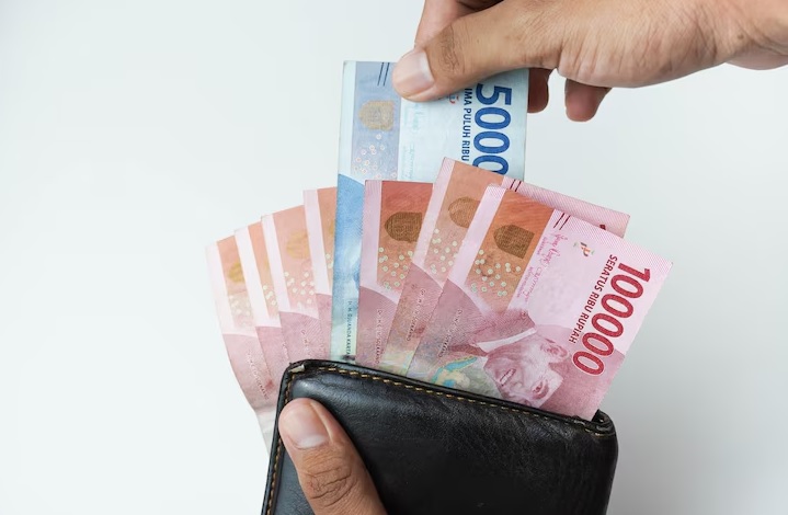 Ambil Pinjol Lebih dari Satu, Perhatikan Risiko Ini Sebelum Daftar