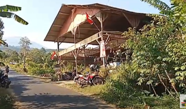 Warung Unik di Kabupaten Kuningan Ini Hanya Satu-satunya, Minat Datangi Daerah Terpencil yang Asri?