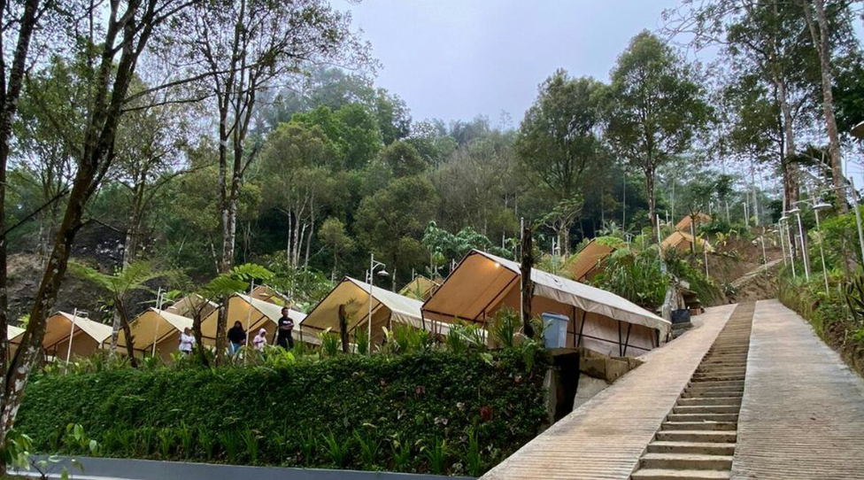 Rekomendasi Penginapan Glamping di Kulon Progo yang Lokasinya dekat Pantai Menoreh