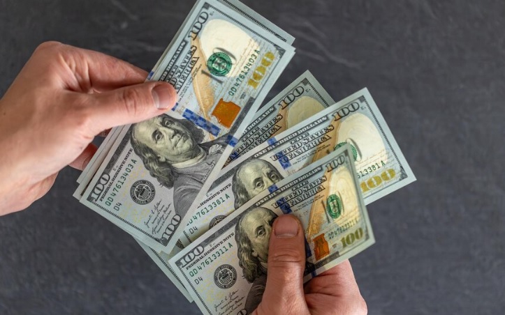 Dapat Saldo DANA Rp50 Ribu Mudah Lewat Aplikasi Gratis di HP, Rebahan Doang Bisa!