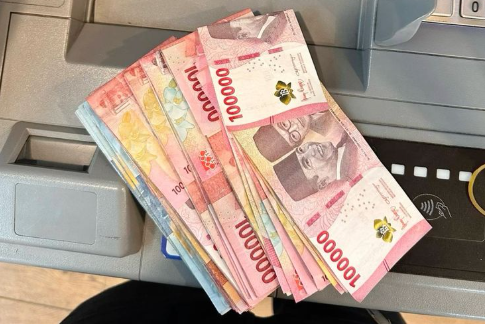 6 Detik Disetujui! Pinjaman Online Ini Viral di 2025