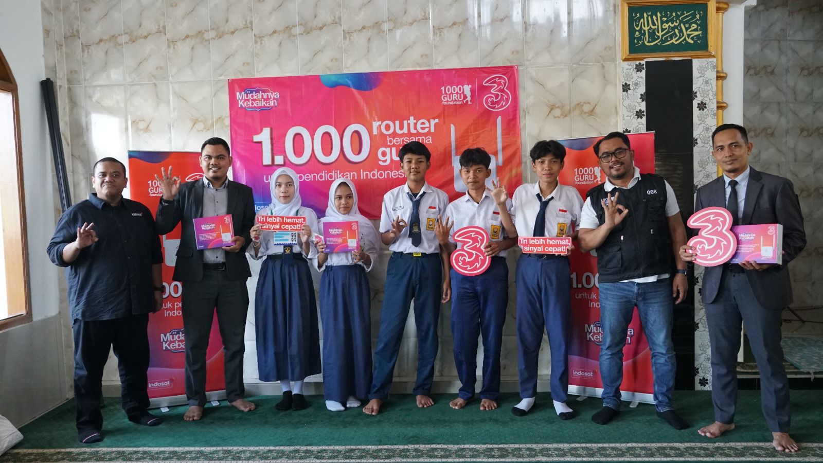 Tri dan 1.000 Guru Foundation Buka Akses Digital di Pelosok Negeri