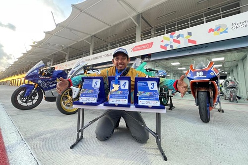 Pebalap Yamaha DDS 3 Jateng-DIY Raih Gelar Bergengsi di bLU cRU Yamaha Sunday Race 2023