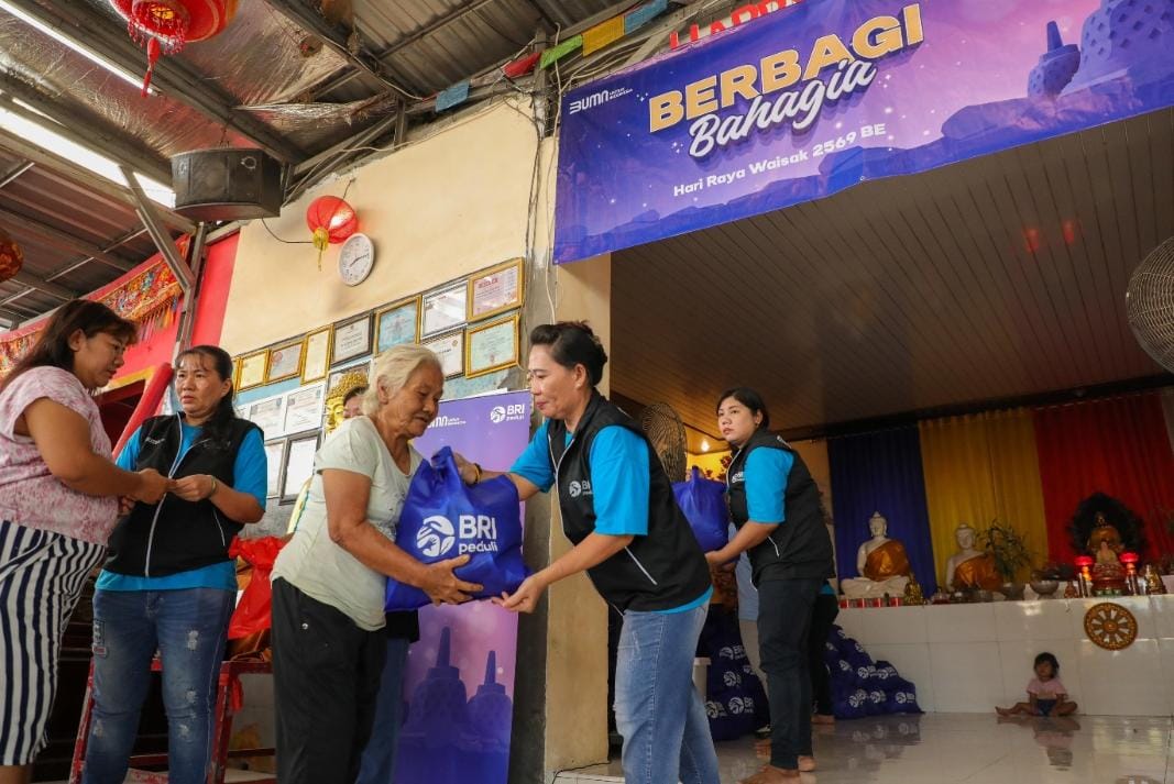 Peringatan Hari Raya Waisak, BRI Peduli Salurkan 1.000 Paket Sembako Bagi Umat Buddha