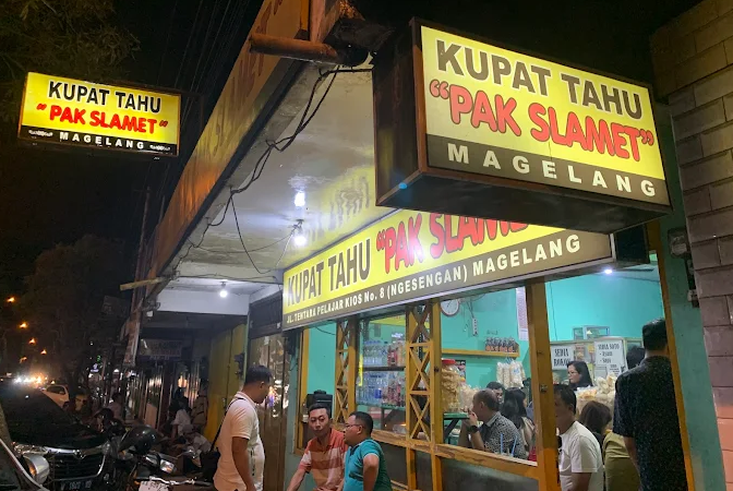 6 Spot Kuliner Malam di Magelang, dari Kupat Tahu hingga Wedang Ronde
