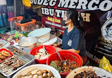 6 Daftar Tempat Kuliner Pedas Jogja yang Paling Populer 2025