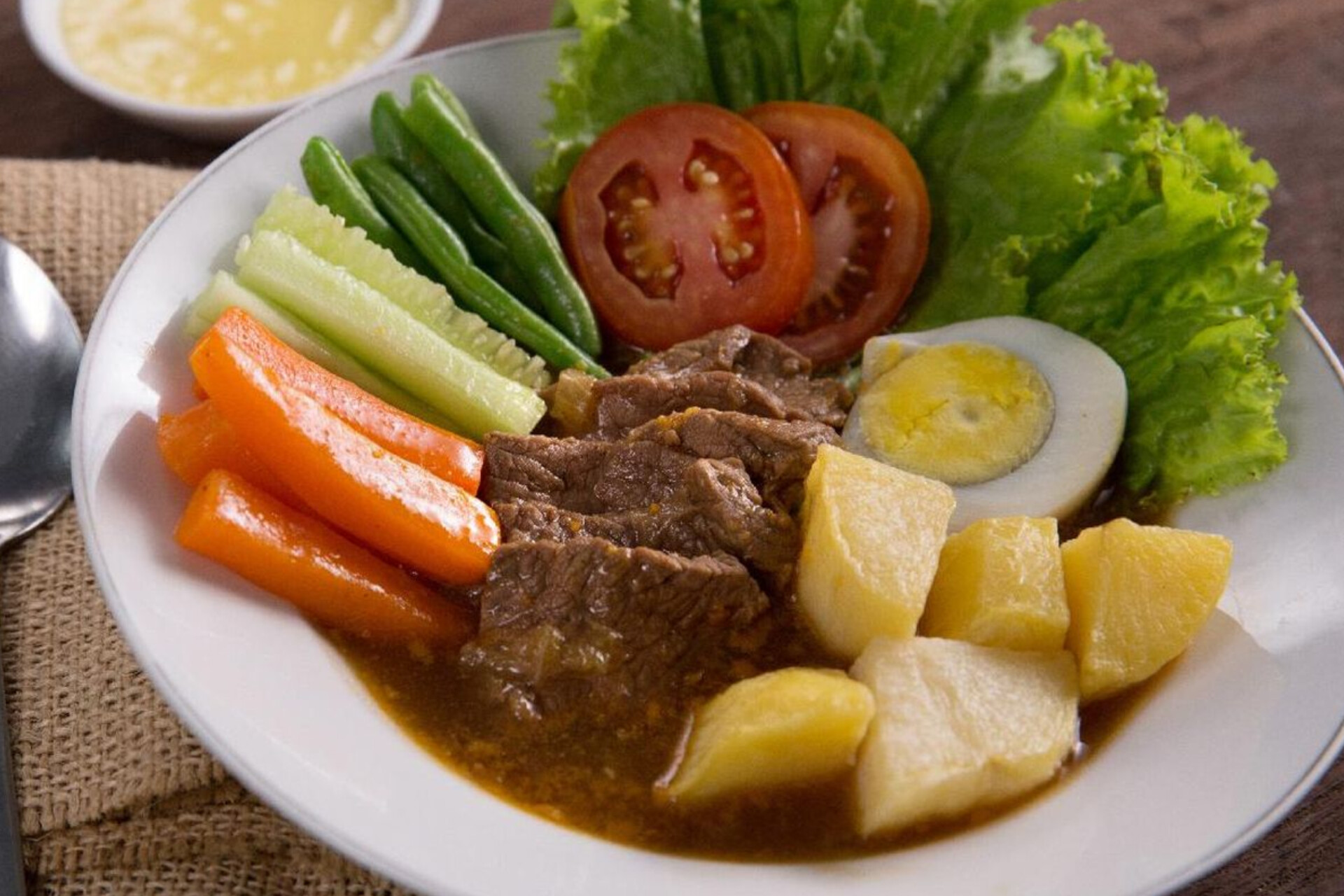 5 Tempat Makan Legendaris di Solo dengan Cita Rasa yang Tak Tergantikan