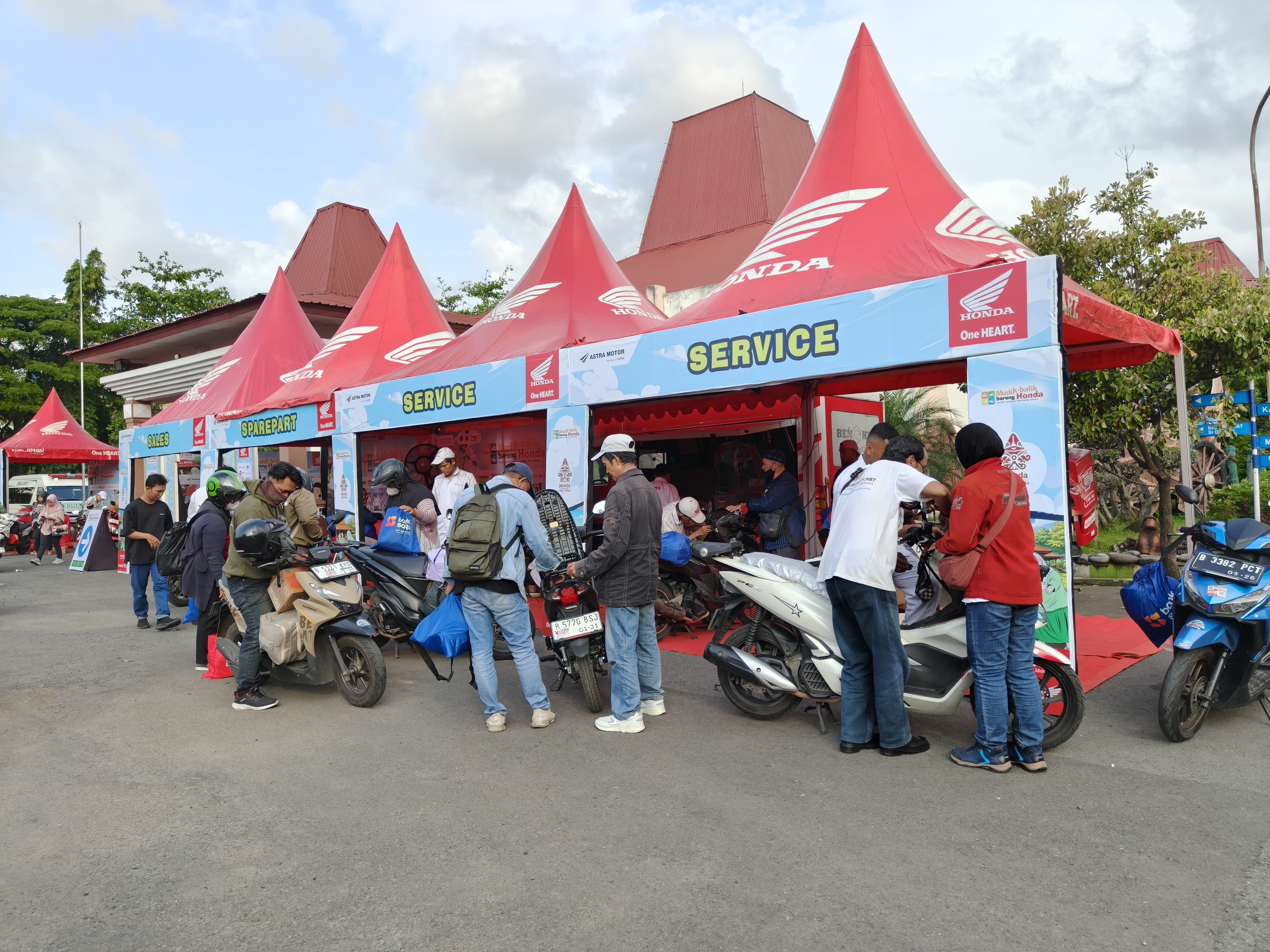 920 Konsumen Setia Pulang Kampung ke Semarang dalam Mudik Balik Bersama Honda