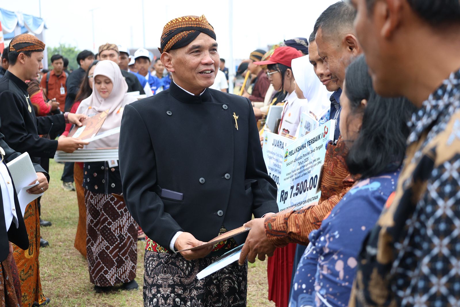 Hadiri Upacara HUT ke-80 Provinsi Jateng, Sumanto: Dewan Dukung Program Unggulan Gubernur