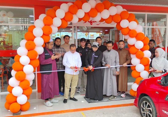 Almaz Fried Chicken Hadir di Tegal, Sajikan Ayam Goreng Cita Rasa Arab Saudi