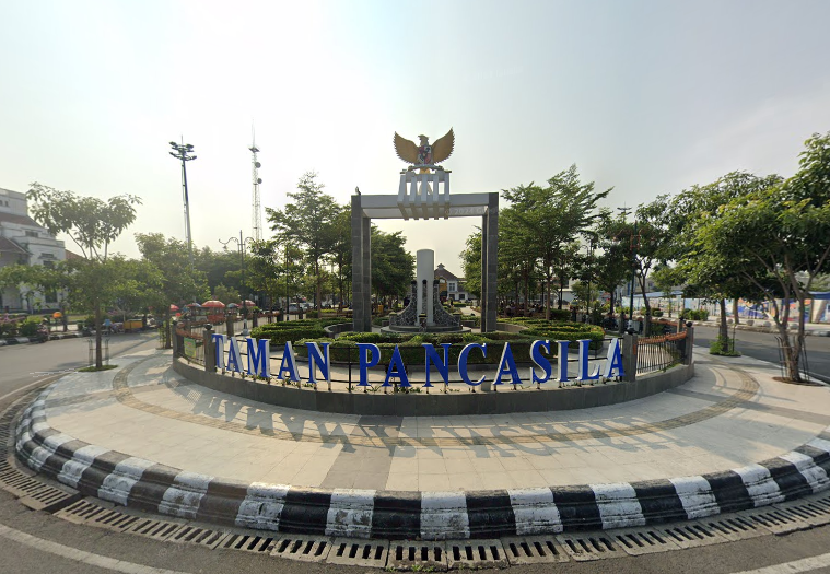 10 Rekomendasi Taman di Tegal untuk Piknik Keluarga yang Nyaman dan Murah Meriah