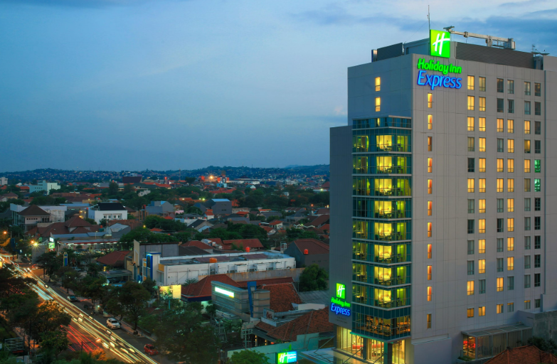 Hotel Murah di Simpang Lima? Ini Rekomendasi Terbaiknya