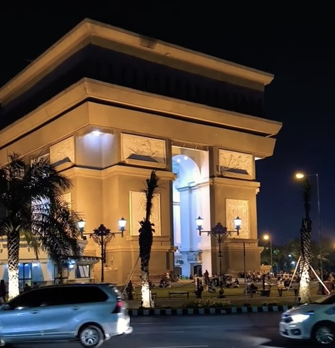 Wajib Banget Didatangi! 7 Tempat Wisata Viral di Kediri yang Bikin Feed Instagram Makin Estetik