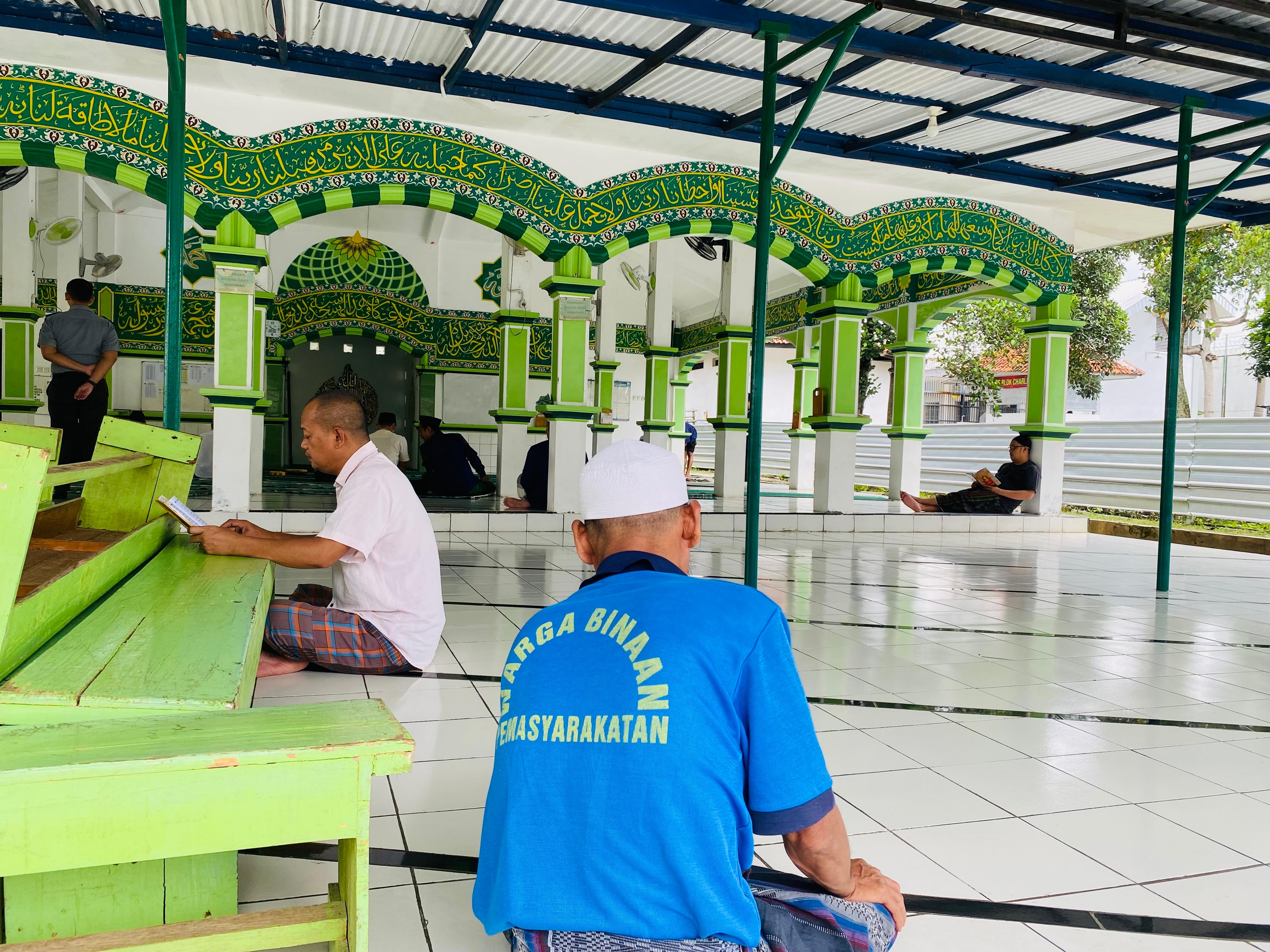 Bulan Puasa, Napi Lapas Slawi Kabupaten Tegal Aktif Tadarus di Ponpes Masjid At Taubah  