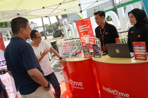 Peserta Retreat Kabinet Merah Putih Rasakan Sensasi Jaringan 5G  Telkomsel