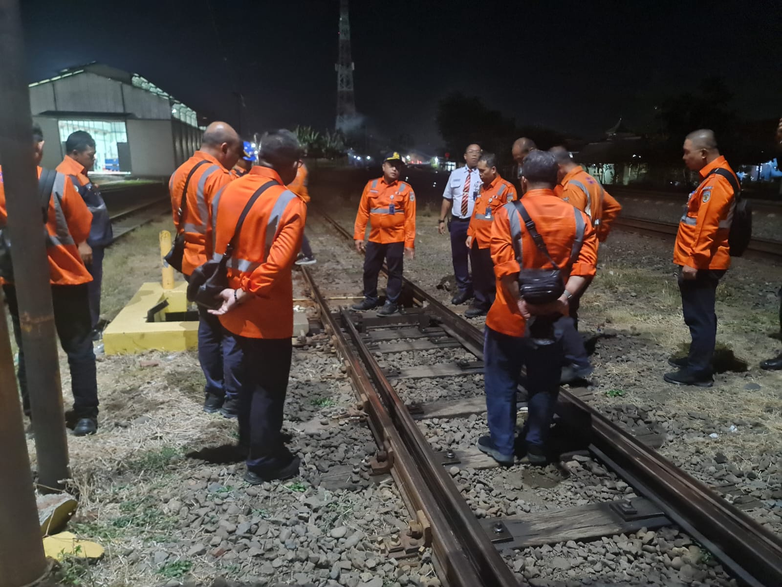 Hadapi Natal dan Tahun Baru, Jalur Kereta Api Semarang-Tegal Diperiksa