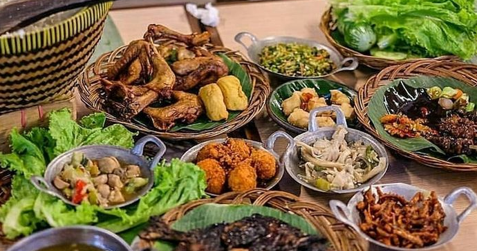 Rekomendasi Tempat Makan Keluarga di Semarang dengan Menu Lengkap