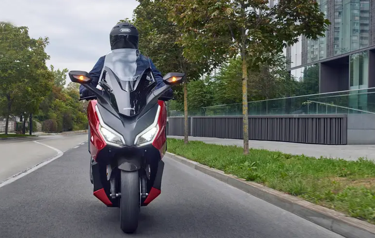 Peforma Mesin Honda Forza 2025 Bikin Ngacir! Ini Spesifikasi Lengkap dan Keunggulannya