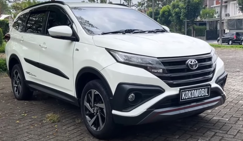 Tertarik Beli Toyota Rush 2018 Bekas? Simak Dulu 4 Kekurangannya Biar Gak Rugi-rugi Banget