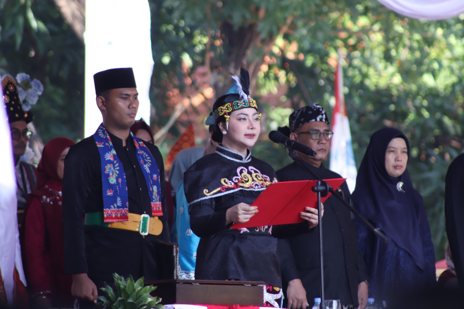 Peringatan HUT RI di Brebes, Bupati Hingga Kepala OPD Pakai Pakaian Adat